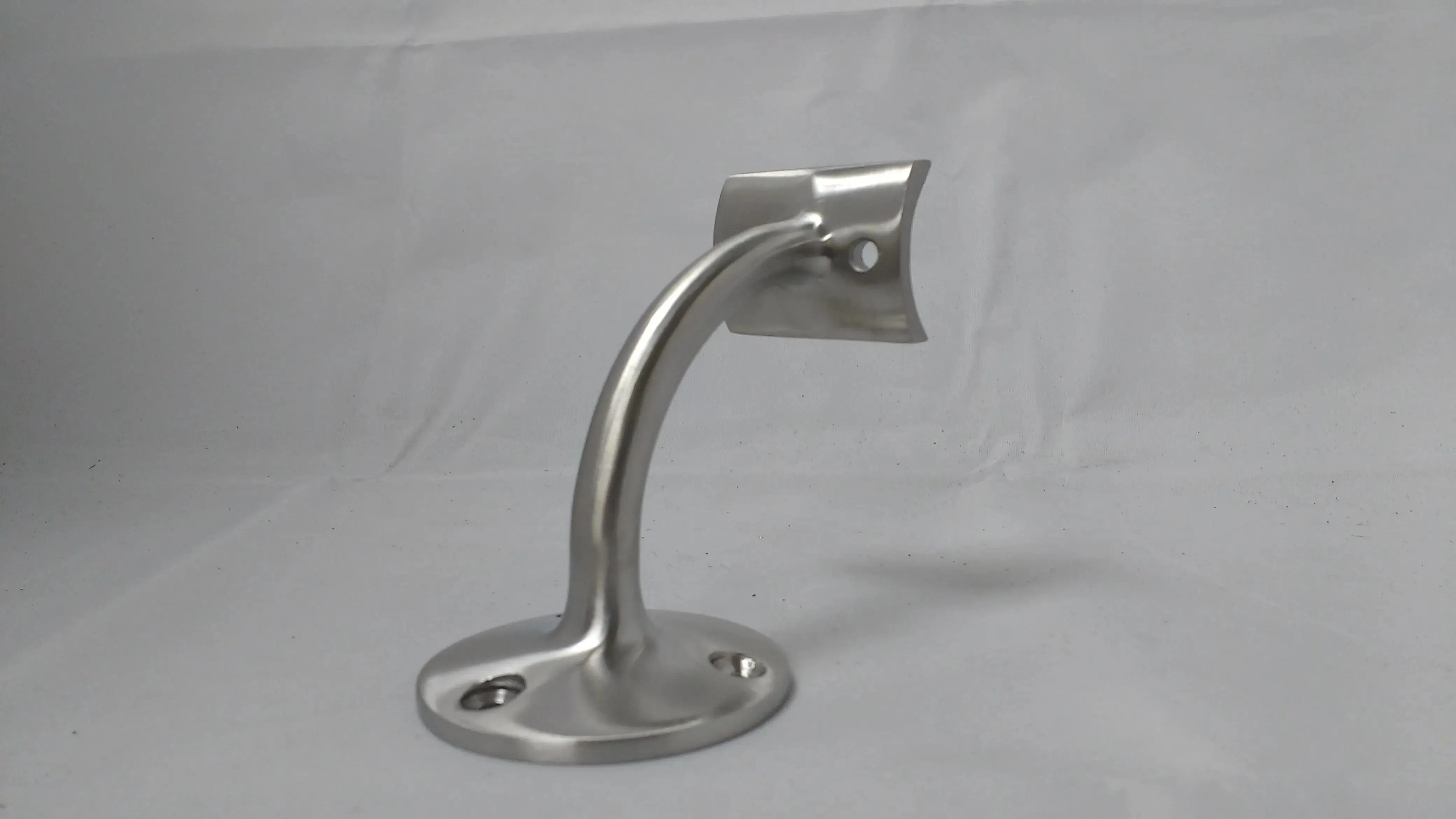 3-Screw Hand Rail Bracket for 1-1/2" Tubing