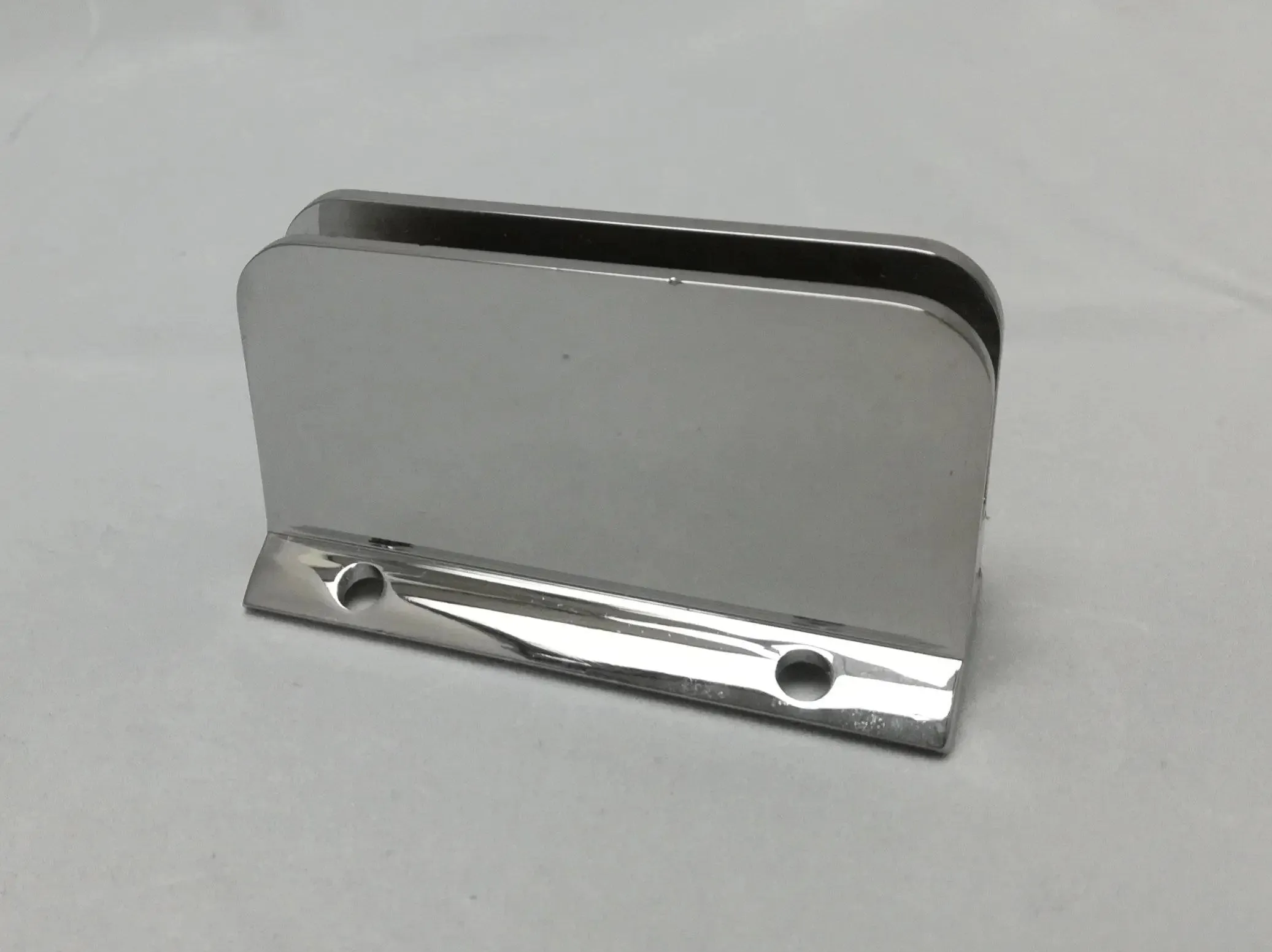 3/8 Standard Glass Center Clip for 3/8" Glass - 2" Tubing