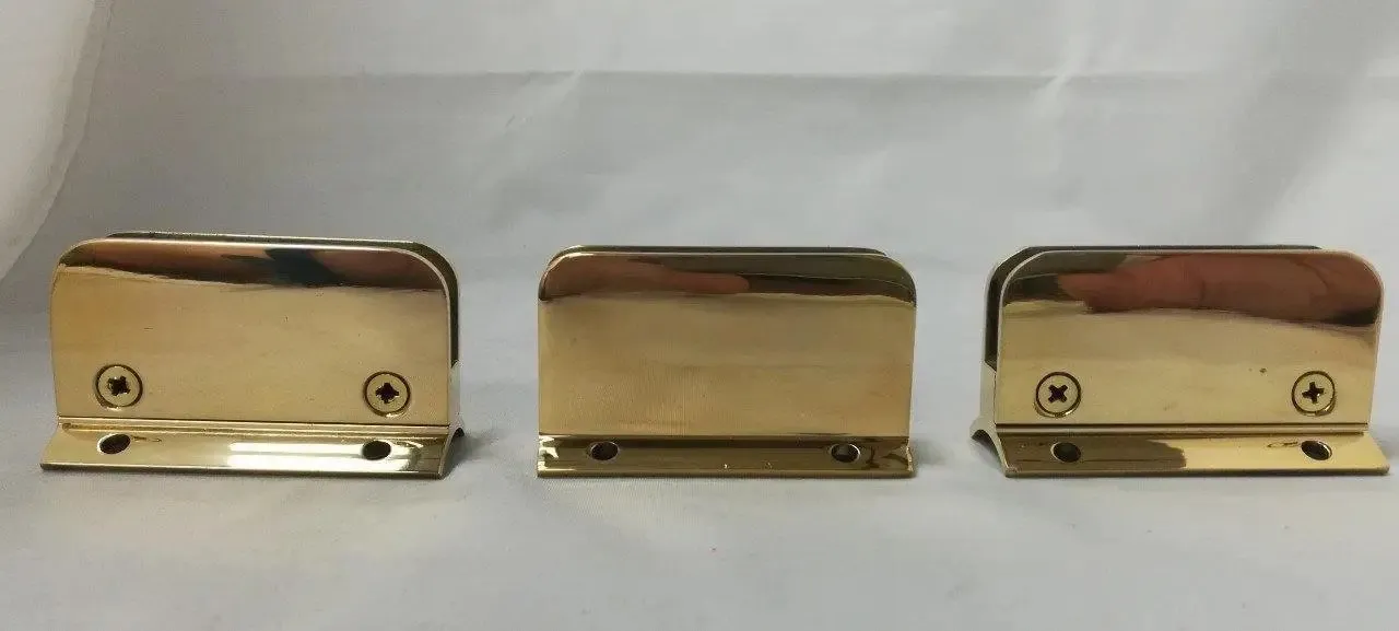 3/8 Standard Glass Left Clip for 3/8" Glass - 2" Tubing