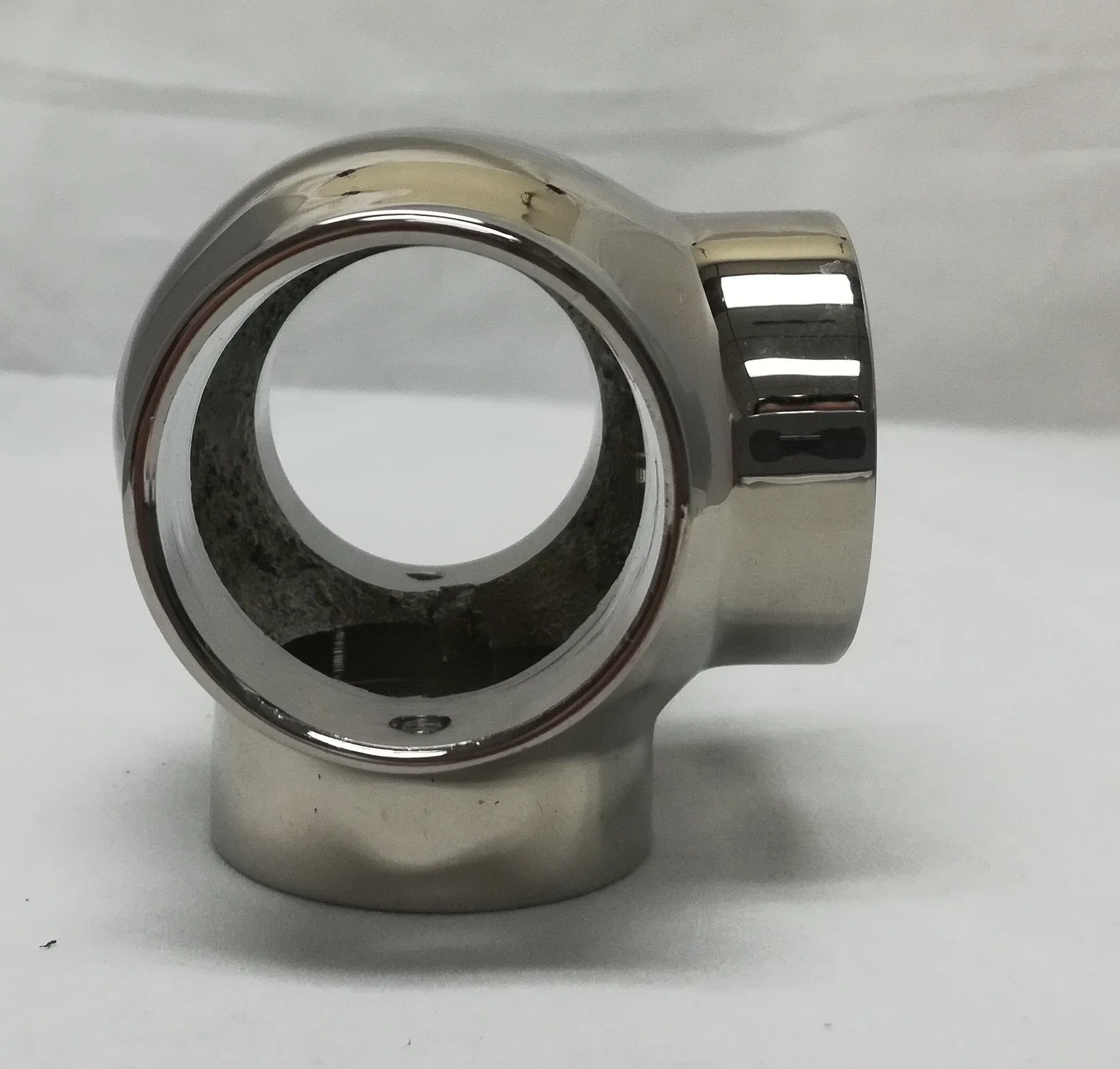 Ball Side Outlet Tee for 1-1/2" Tubing
