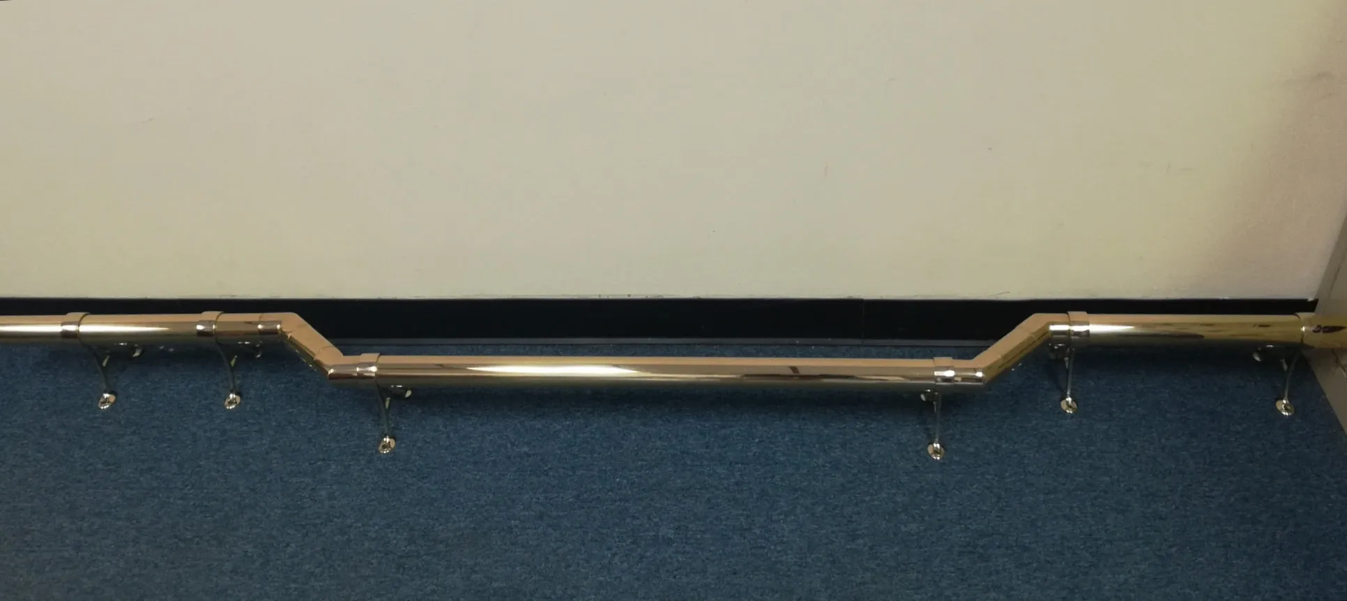 Floor-Mount Bracket for 2" Tubing