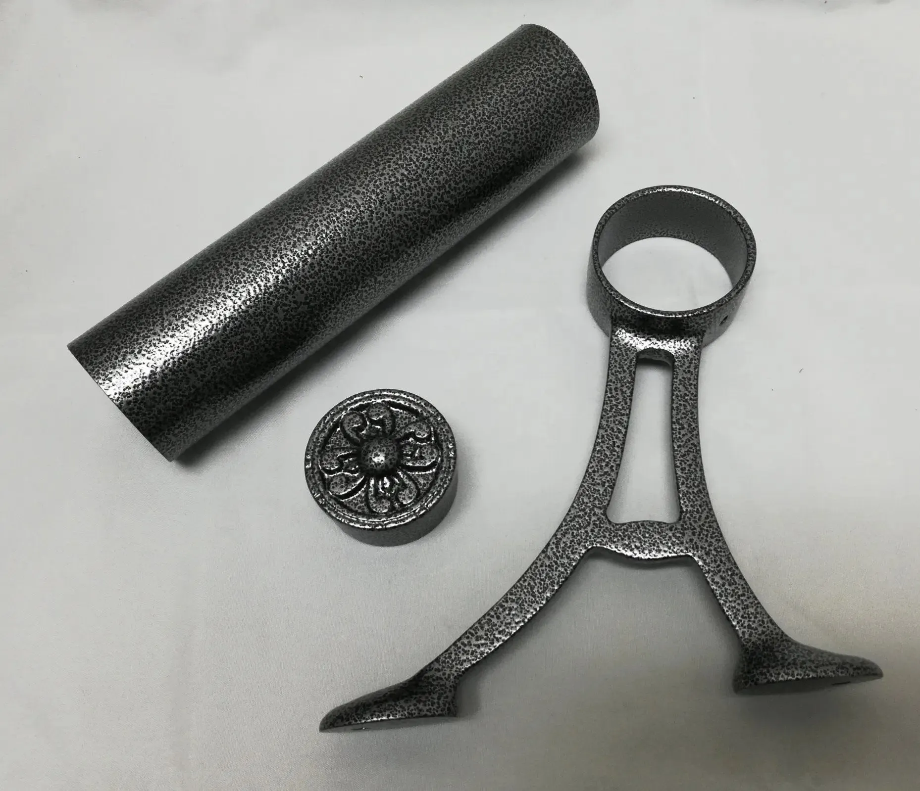 Floor-Mount Bracket for 2" Tubing