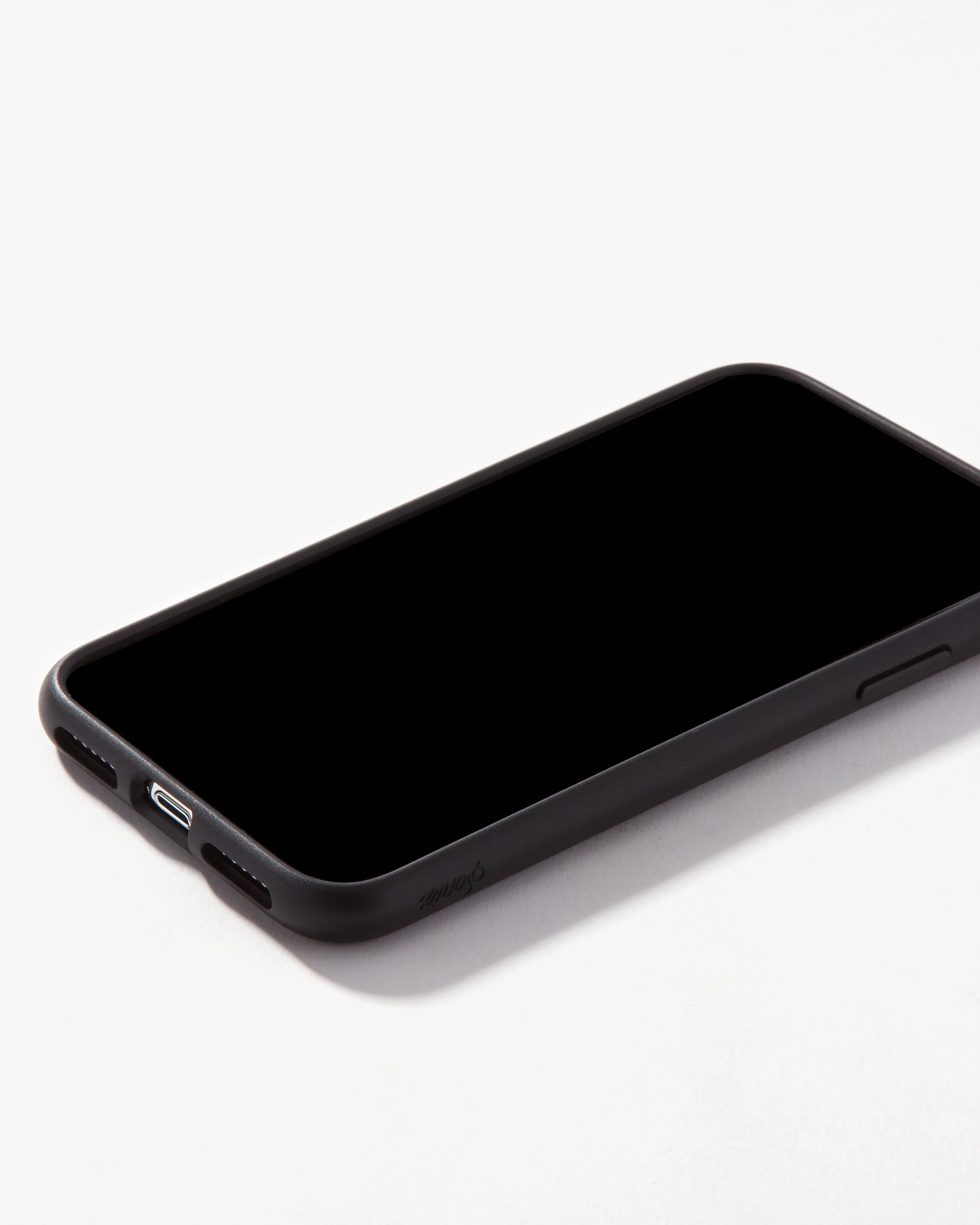 Give Me Space, iPhone (11 / XR)