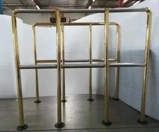 Internal Universal Fitting for 1" Tubing