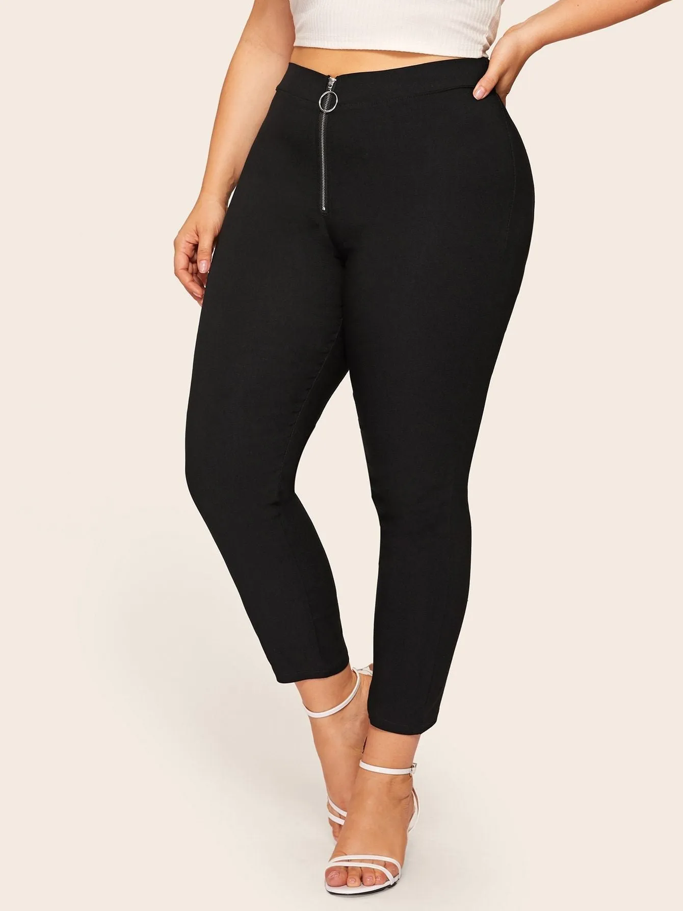 Plus Zipper Solid Skinny Jeans