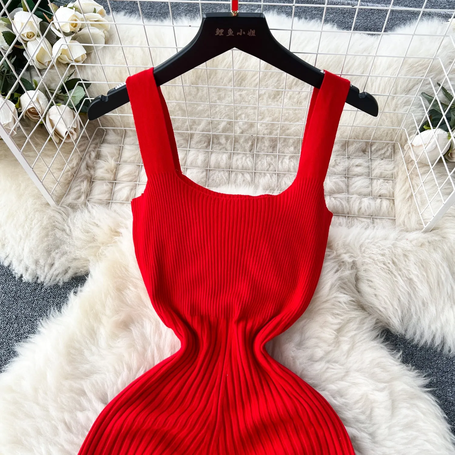 Solid Color Slim-fitting Knitted Dress