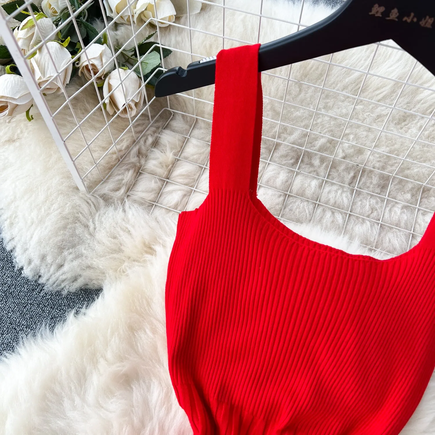 Solid Color Slim-fitting Knitted Dress