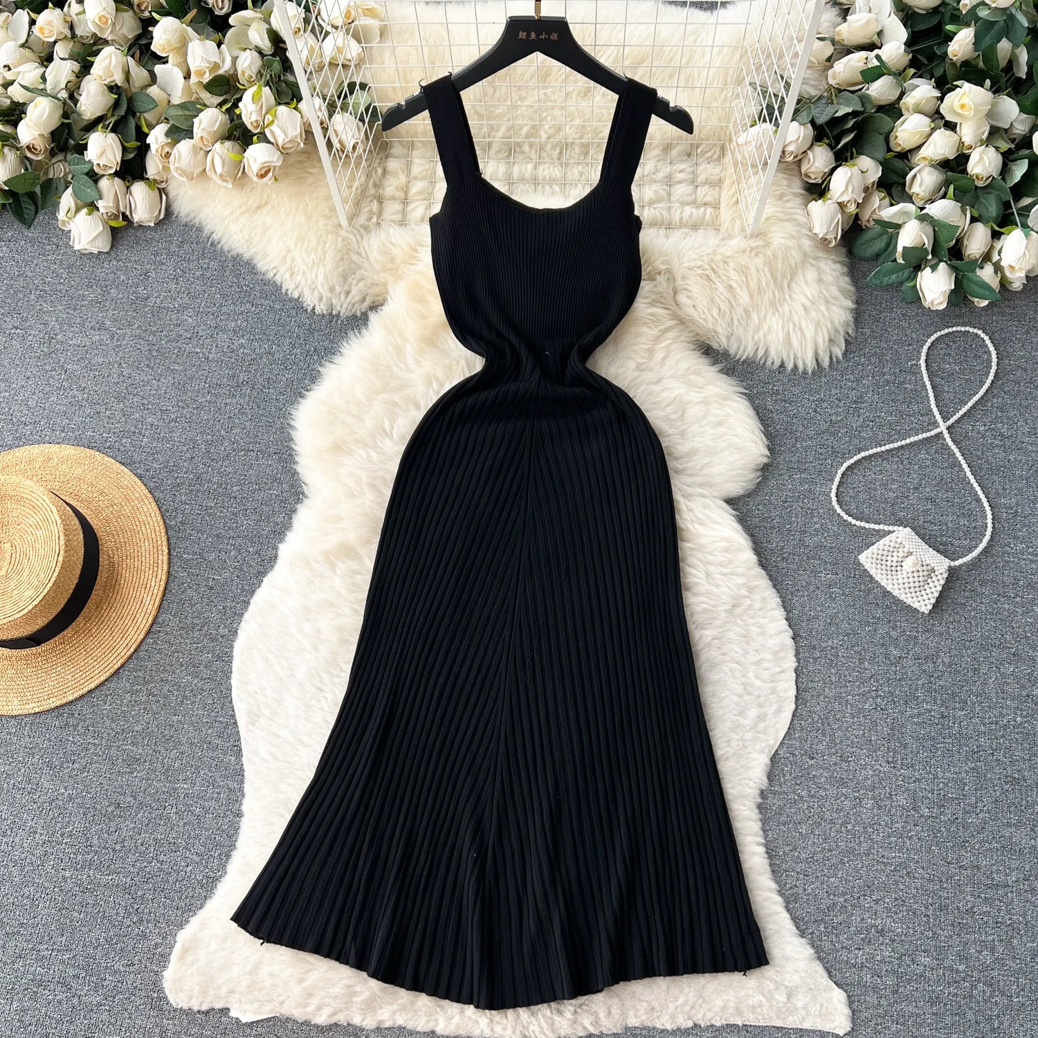Solid Color Slim-fitting Knitted Dress